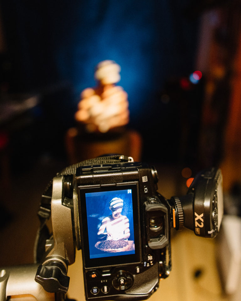 BTS: Olympus E-M1 mark 2 i Quadralite Navigator X2