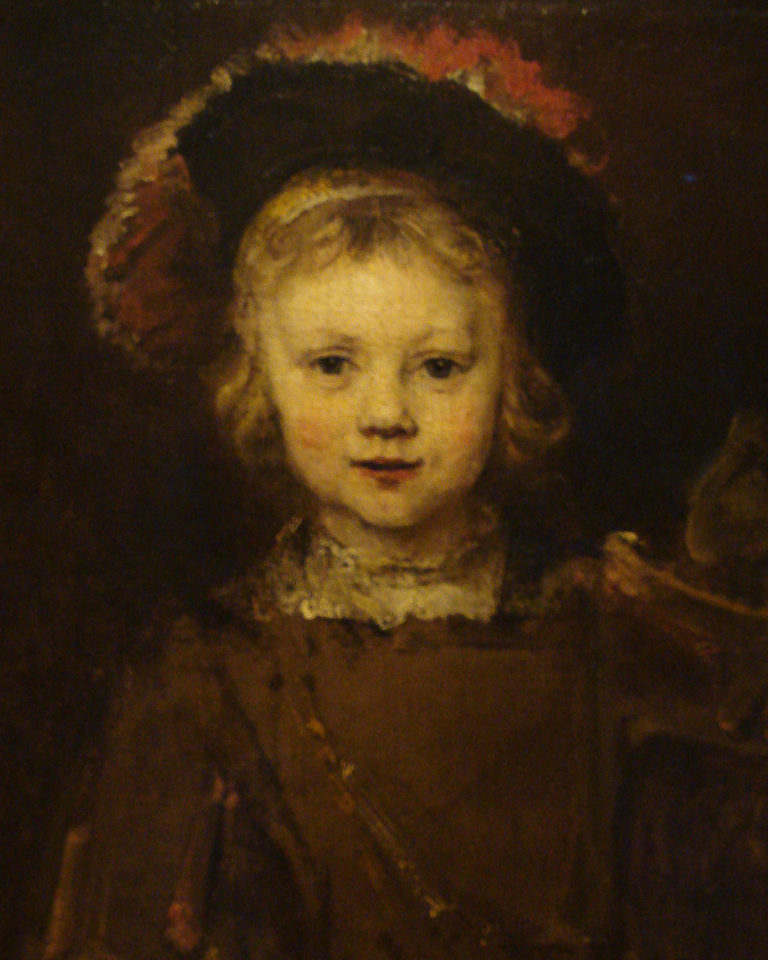 Rembrandt: Paramount Lighting